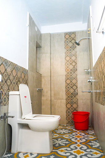 Bathroom, RENTON MANOR BY JOY STAYS, North Goa