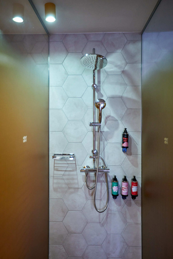 Bathroom 5, EdeR FriDa – Family Hotel – Tuttiii KomPletti ALL InKlusiv, Zell am See