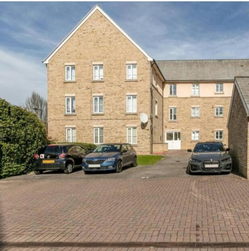 Elegant 2 BR Apartment in Historic Cambridge, Cambridgeshire
