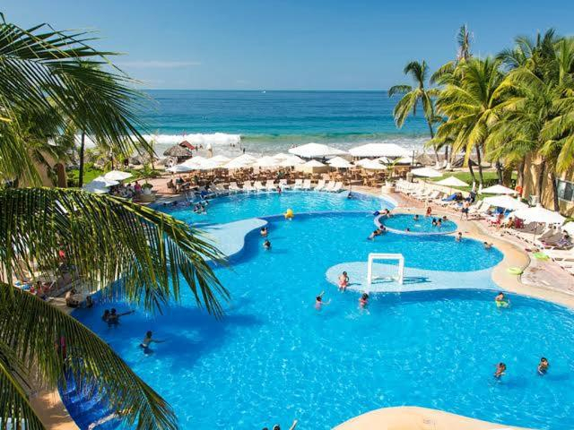 Sport & Beauty 2, VILLA PARA 5P 4A 1M dentro del Hotel a un lado del Krystal IXTAPA Con Playa WiFi, José Azueta