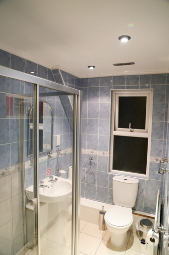Bathroom 4, Croft Hotel, Leicester