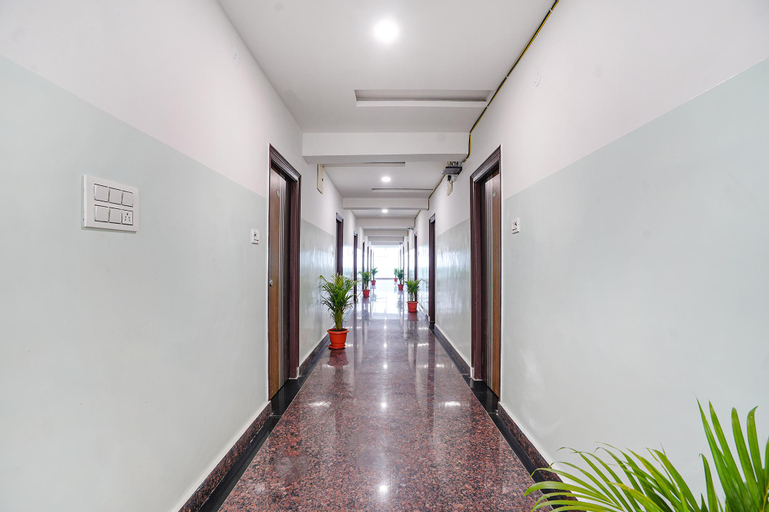 FabHotel Sri Karthikeya Grand - Nr. Nexus Mall, Ranga Reddy