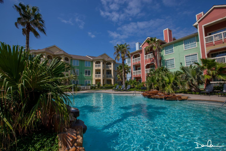 Others 3, Island Getaway, Galveston