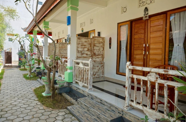 Exterior 7