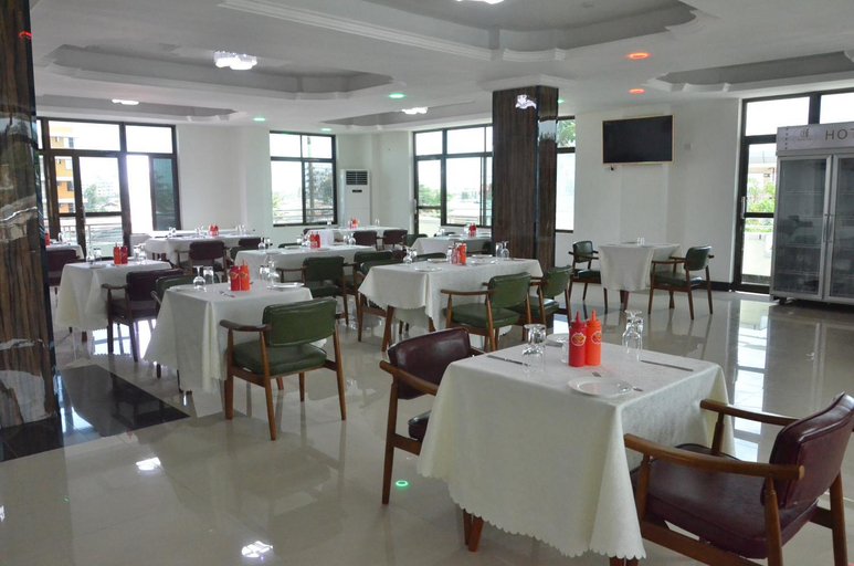 Food & Drinks 5, Nefaland Hotel, Kinondoni