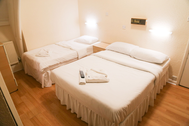 Bedroom 3, Croft Hotel, Leicester