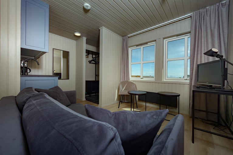 Bedroom, Grønnbuene Rorbu Hotel, Andøy