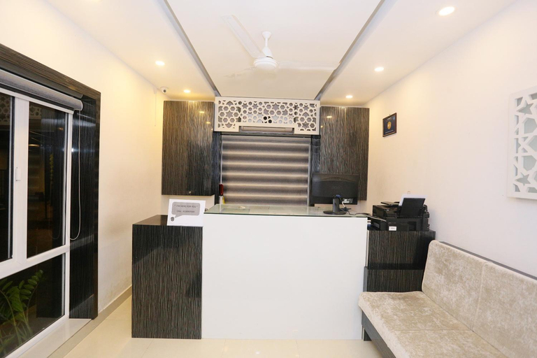 Public Area 2, Daan Ambalath Maple, Thrissur