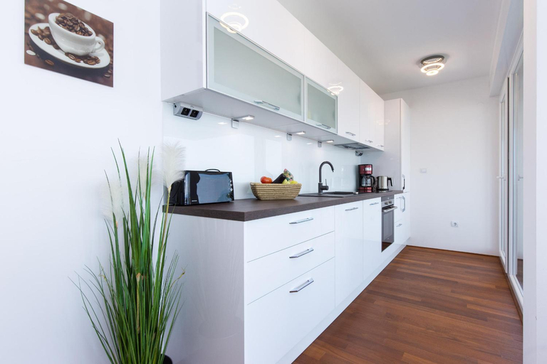 Others 5, Apartments Niko, Malinska-Dubašnica