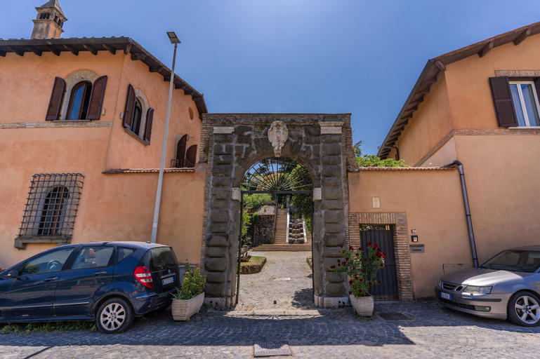 Exterior & Views 2, Villa Alberici, Rome