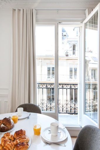Food & Drinks, Champs Elysees - Lincoln Appartements, Paris