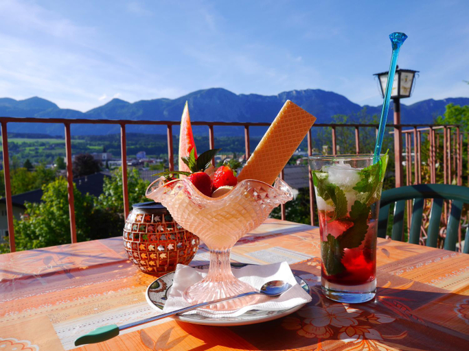Food & Drinks 4, Be 550, Kufstein