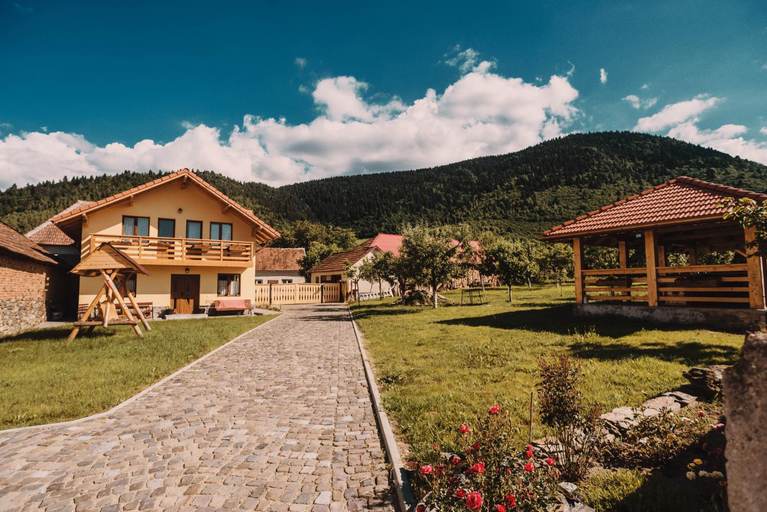 Others 5, Casa Bunicilor, Salasu De Sus