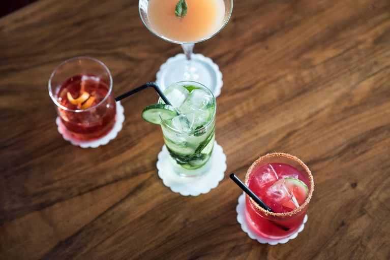 Food & Drinks 6