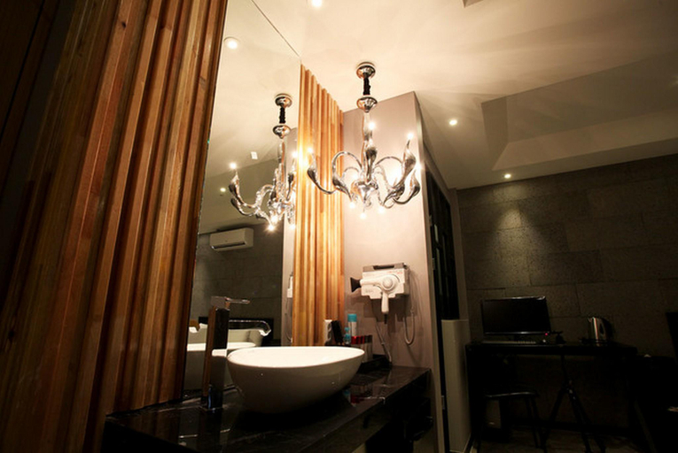 Bathroom 4, Ansan Boutique Hotel Reniel, Hwaseong
