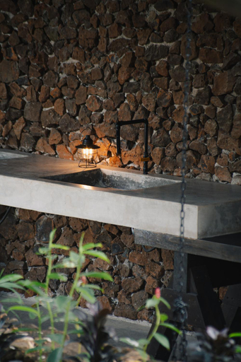 Bathroom 1, Suối Camp, Châu Đức