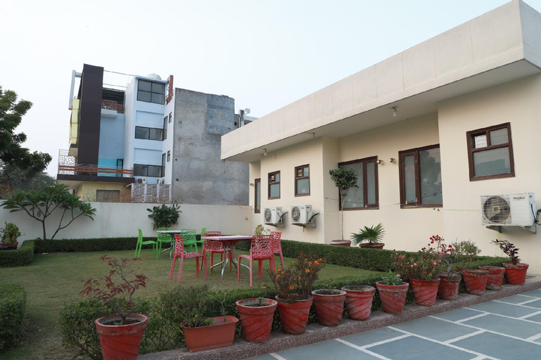 Lime Tree Studio Apartment, Gurgaon