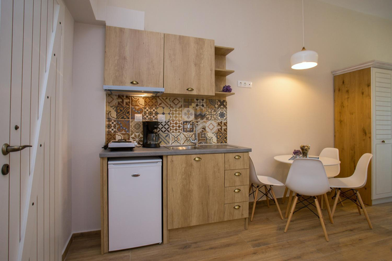 Others 3, The Five Keys Apartments, East Macedonia and Thrace