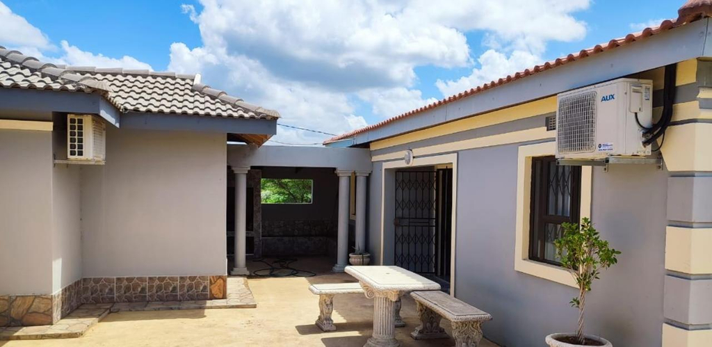 Others 2, Labas Travellers Guesthouse, Umkhanyakude