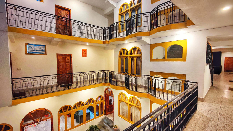 Public Area 3, Hotel Surya International - Manali, Kullu