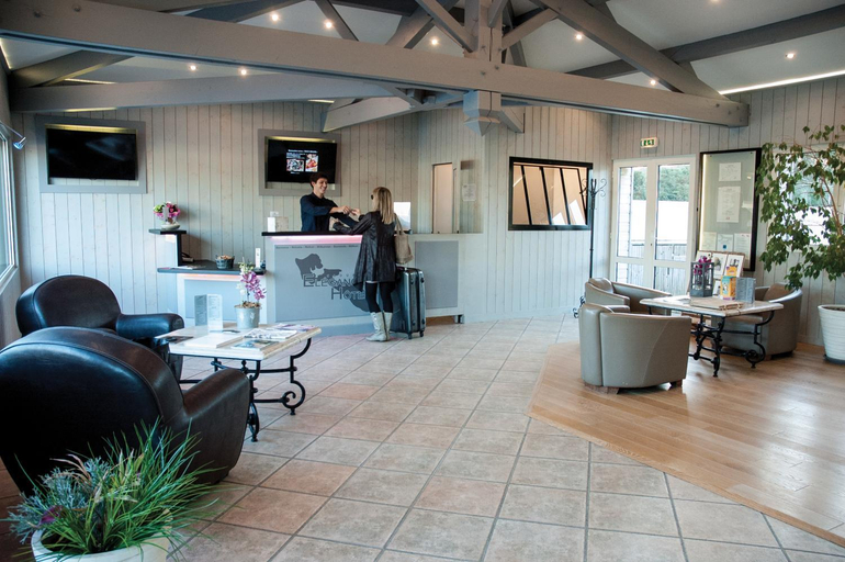 Public Area 4, Elegance Suites Hotel, Charente-Maritime