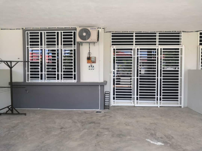 Exterior & Views, Zumara Homestay Jerantut Pahang, Jerantut