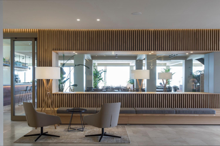 Public Area 2, Maritim, Girona