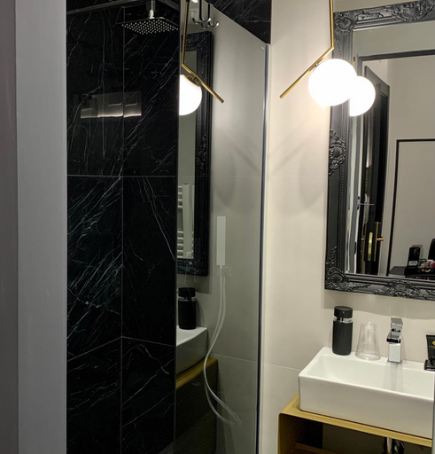 Bathroom 2, Toledo Boutique Rooms, Napoli