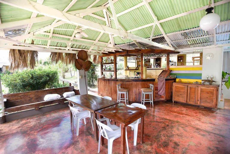Food & Drinks 5, Las Mariposas, Santa Bárbara de Samaná