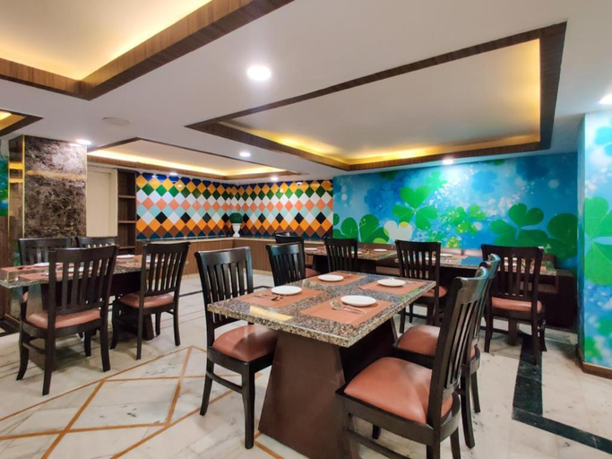 Food & Drinks 3, WestCottas Hotel, Jalandhar