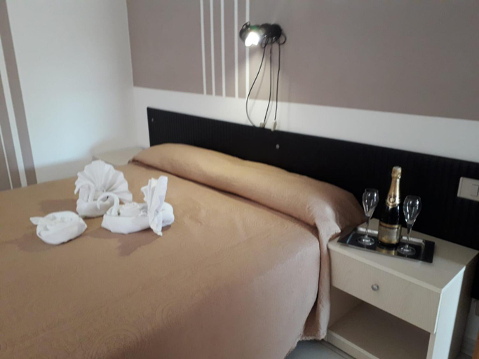 Others 5, Hotel Santa Caterina, Catanzaro