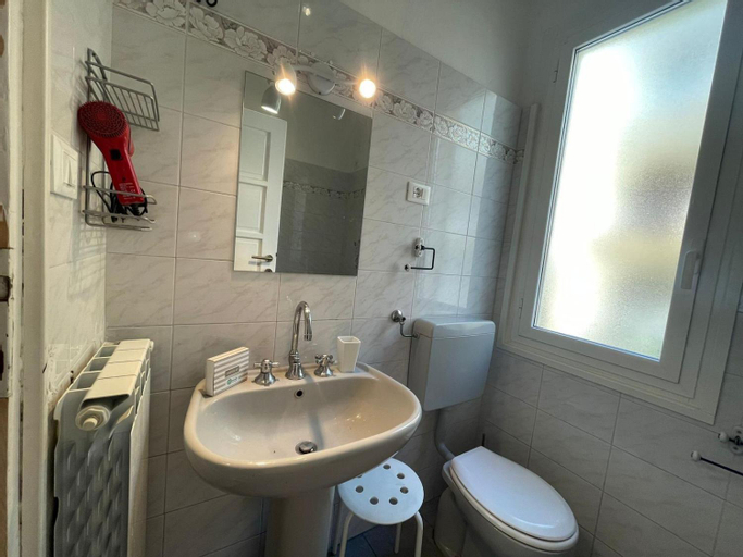 Bedroom 2, Suite Semeria 38 - Sanremo, Imperia