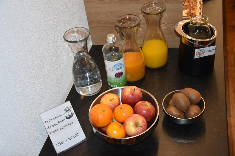 Food & Drinks 5, Hotel Cabana, Interlaken