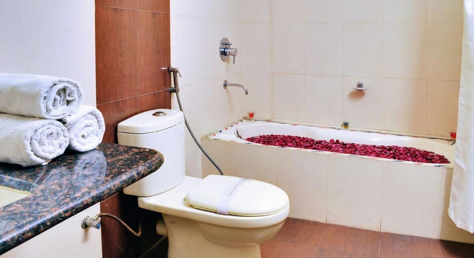 Bathroom, Hotel Shanti Palace, Ajmer