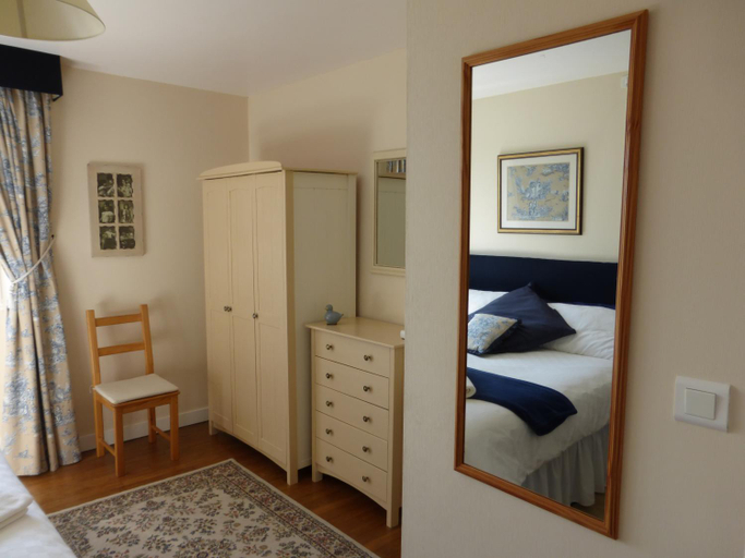 Bedroom 2, L'Hirondelle Chambres d'Hotes, Haute-Vienne