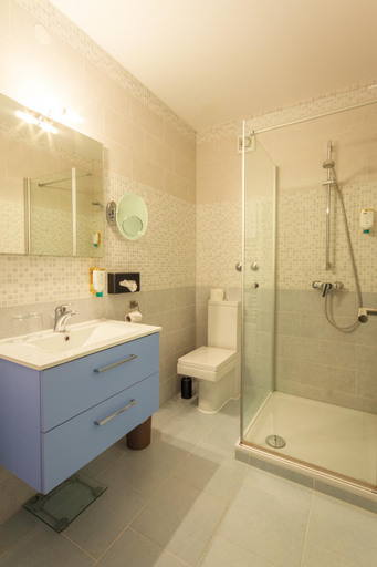 Bathroom 4, Schwarzwaldhotel Sonne, Baden-Baden