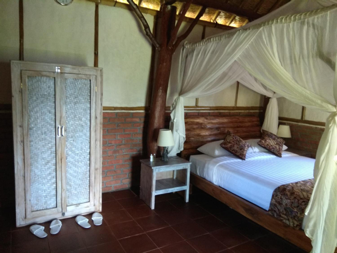 Bedroom 2, Bali mountain forest cabin, Tabanan