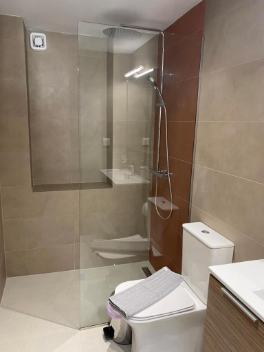 Bathroom 2, Indigo Leonidion, Peloponnese