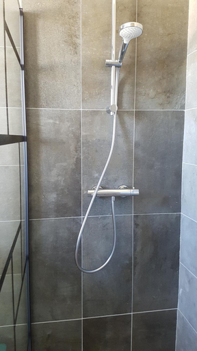Bathroom 3, L’Abrico’thym, Vaucluse