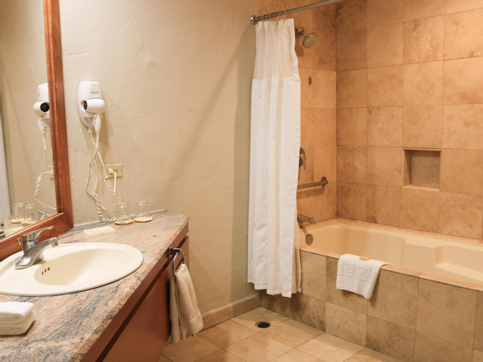 Bathroom 4