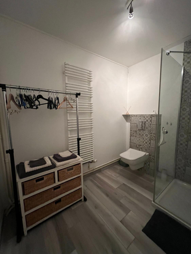 Others 5, Chambre privee Chiberta, Isère