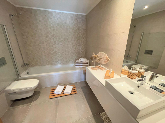Bathroom 4, Villa Cascata, 3 bedroom, Pool, close to Olhos de Agua, Albufeira