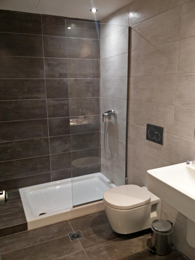 Bathroom 4, New York Hotel, South Aegean