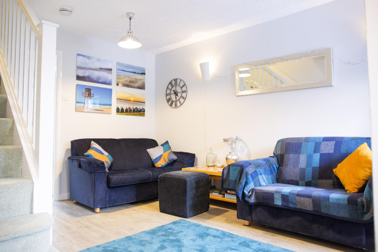 Others 5, Reeve House | 2-Bed | FREE Parking & Wi-Fi, Warwickshire