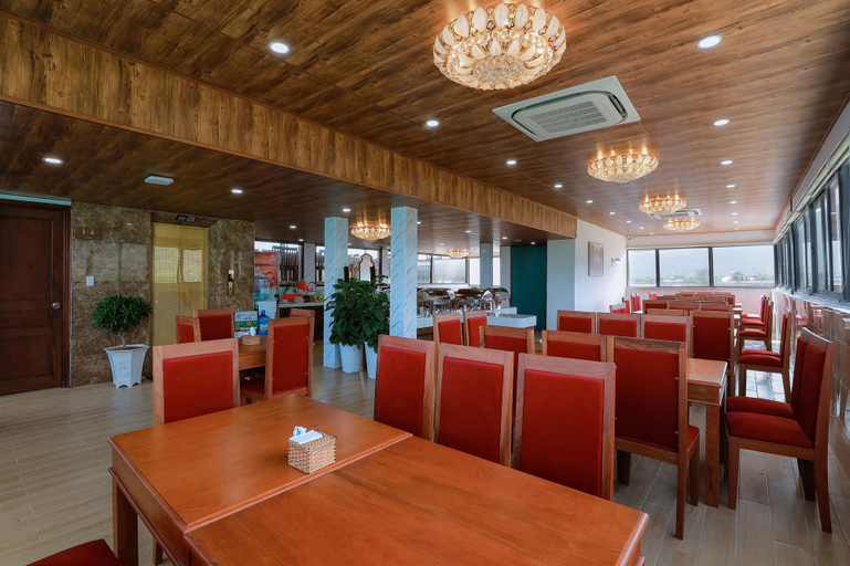 Food & Drinks 4, Maya Hotel 4, Côn Đảo