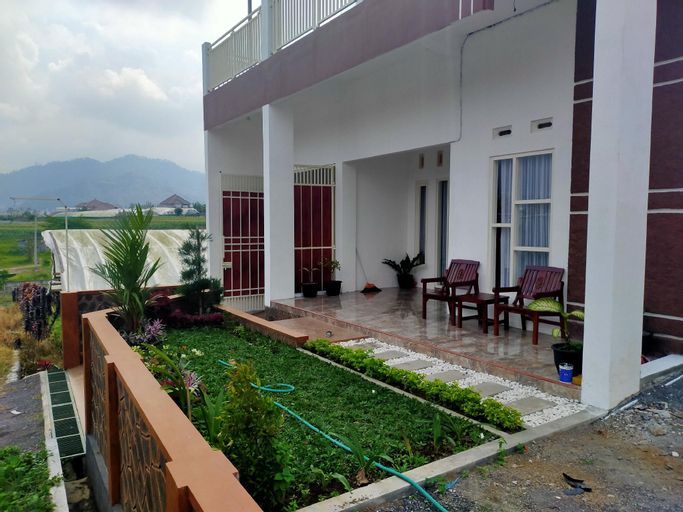 Exterior & Views 3, Villa Bungas Batu, Malang