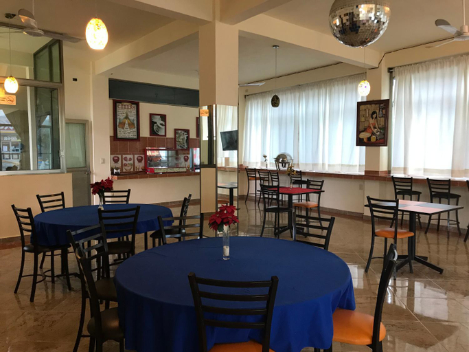 Food & Drinks 5, Hotel Sociedad y Maristas, Tecolutla