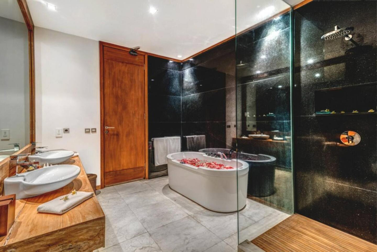 Bathroom 4, Villa De Jiwa Seminyak Bali, Badung