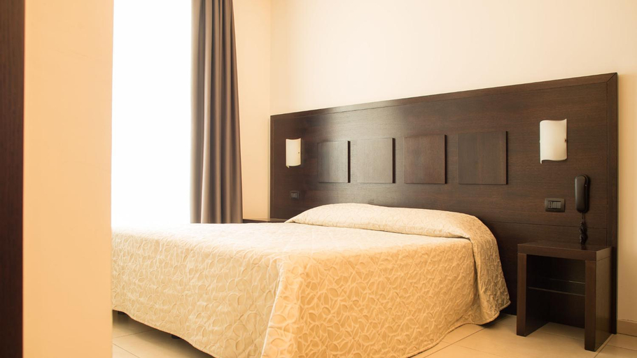 Bedroom 3, Hotel I Crespi, Grosseto