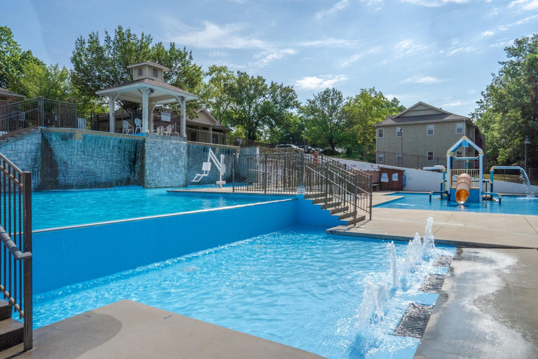 Sport & Beauty 2, StoneBridge Village Resort, Stone